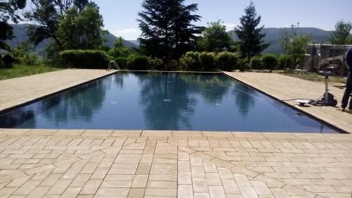 Piscina, Agriturismo Il Casale Degli Amici in Norcia Piscina, Agriturismo Il Casale Degli Amici in Norcia