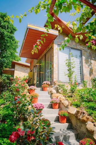 Khu du lịch Suối Ong (Khu du lich Suoi Ong) in Buon Buor Khu du lịch Suối Ong (Khu du lich Suoi Ong) in Buon Buor