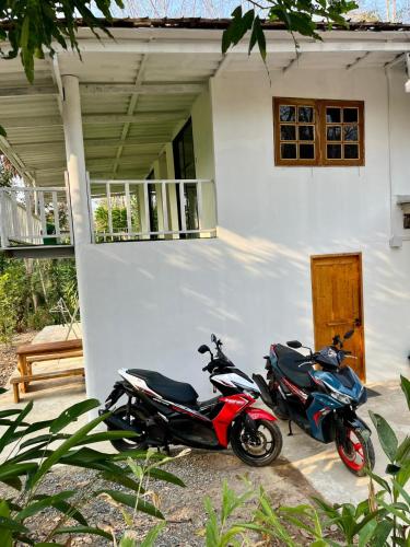 Hostel Ko Kut เที่ยว&นอน in Tapao Bay Hostel Ko Kut เที่ยว&นอน in Tapao Bay