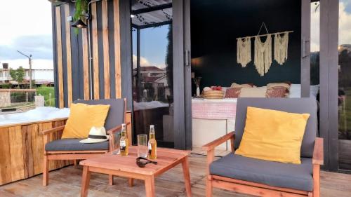 Romantico Glamping tipo contenedor con Jacuzzi cerca al lago de Paipa in Paipa Romantico Glamping tipo contenedor con Jacuzzi cerca al lago de Paipa in Paipa
