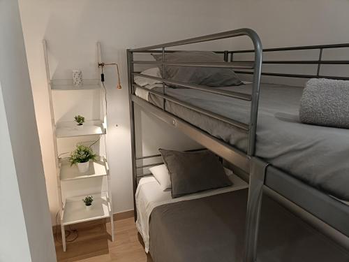 Holiday Hanna’s House