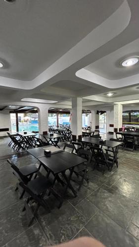 Restaurant, Tropical Hotel Guarujá (Tropical Hotel Guaruja) in Guaruja Restaurant, Tropical Hotel Guarujá (Tropical Hotel Guaruja) in Guaruja