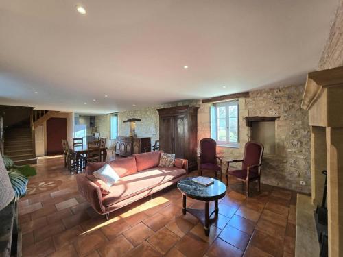 Belle maison percheronne restauree, ideale pour 5 personnes, proche Bastides et sites touristiques. in Monsac Belle maison percheronne restauree, ideale pour 5 personnes, proche Bastides et sites touristiques. in Monsac
