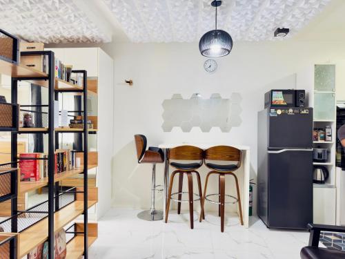 Modern Simplicity: Cozy @Nuvali in Canlubang Modern Simplicity: Cozy @Nuvali in Canlubang