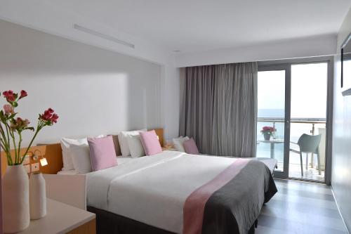 โรงแรมอิโรเทลแกแล็คซี่ (Airotel Galaxy Hotel) in คิวลา โรงแรมอิโรเทลแกแล็คซี่ (Airotel Galaxy Hotel) in คิวลา