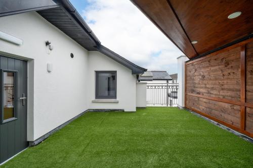 taman, Hugh Lynch's Self Catering Accommodation in Tullamore taman, Hugh Lynch's Self Catering Accommodation in Tullamore