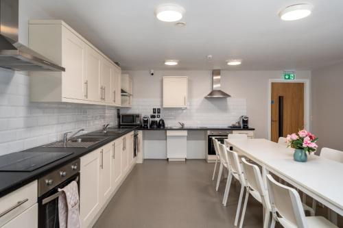 dapur, Hugh Lynch's Self Catering Accommodation in Tullamore dapur, Hugh Lynch's Self Catering Accommodation in Tullamore