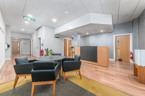 Előcsarnok, HQ ApartHotel Farnborough in Farnborough Előcsarnok, HQ ApartHotel Farnborough in Farnborough