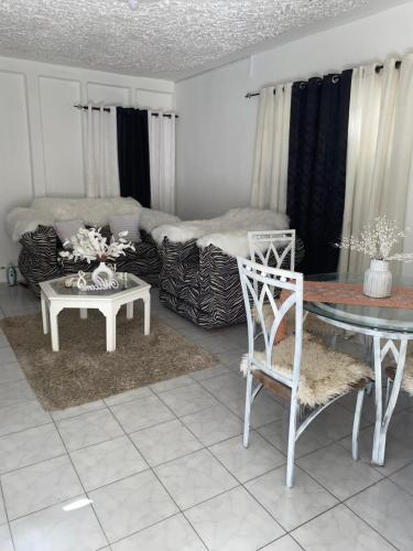 Dream Escape in Portmore Dream Escape in Portmore