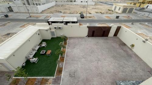 Marvelous 7Br Villa in Abudhabi in Al-Wathba North Marvelous 7Br Villa in Abudhabi in Al-Wathba North