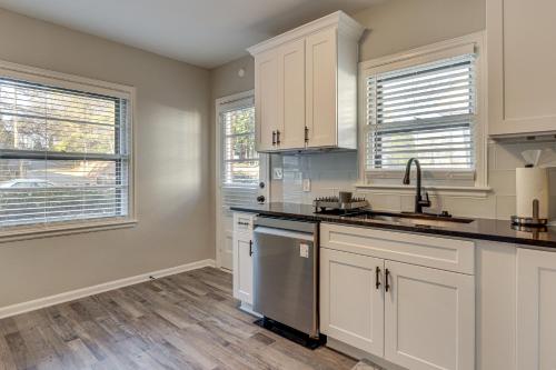 2 Mi to Midtown Chic Apartment in Atlanta! in Ansley Park 2 Mi to Midtown Chic Apartment in Atlanta! in Ansley Park