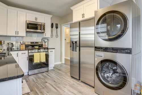 2 Mi to Midtown Chic Apartment in Atlanta! in Ansley Park 2 Mi to Midtown Chic Apartment in Atlanta! in Ansley Park