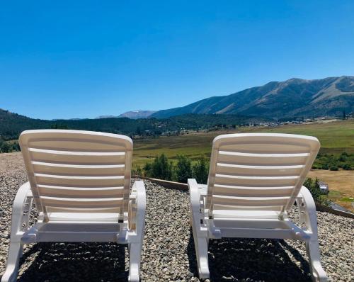 Exclusiva Casa de Categoria a Estrenar con Piscina Climatizada y Yacuzzi en San Martin de los Andes in Lolog Exclusiva Casa de Categoria a Estrenar con Piscina Climatizada y Yacuzzi en San Martin de los Andes in Lolog