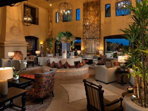 Shared lounge/TV area, Grand Solmar Land's End Resort & Spa in Marina Shared lounge/TV area, Grand Solmar Land's End Resort & Spa in Marina