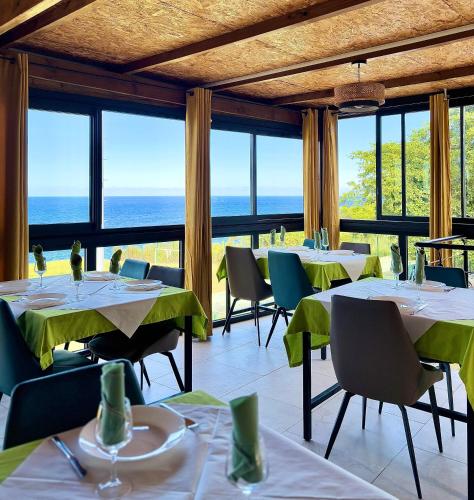 Les palmiers sainte-rose restaurant et chambres in Sainte Rose Les palmiers sainte-rose restaurant et chambres in Sainte Rose