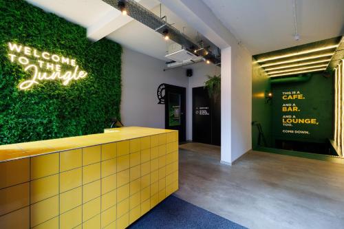 Фойє, Little Monkey Hostel in Енсхеде Фойє, Little Monkey Hostel in Енсхеде