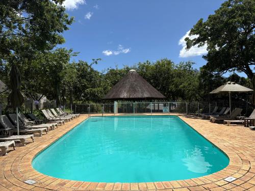 Kert, Eight Bells Mountain Inn in Ruiterbos Kert, Eight Bells Mountain Inn in Ruiterbos