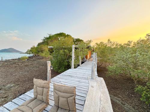 Lan Lay Beach House in Ko Lanta Noi Lan Lay Beach House in Ko Lanta Noi