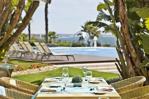 Varanda/terraço, Hotel Cascais Miragem Health & Spa in Bairro Marechal Carmona Varanda/terraço, Hotel Cascais Miragem Health & Spa in Bairro Marechal Carmona