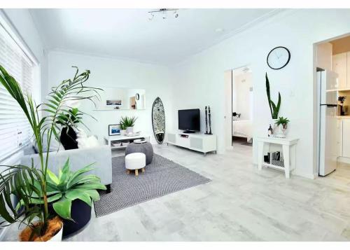 Cosy and calm unit in Cronulla formerly Beautifully renovated quiet unit in Cronulla in Cronulla Cosy and calm unit in Cronulla formerly Beautifully renovated quiet unit in Cronulla in Cronulla