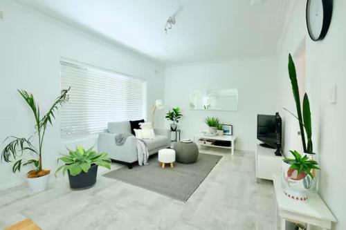 Cosy and calm unit in Cronulla formerly Beautifully renovated quiet unit in Cronulla in Cronulla Cosy and calm unit in Cronulla formerly Beautifully renovated quiet unit in Cronulla in Cronulla