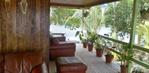 Balcony/terrace, Leleana Resort Kolombangara in Gizo Balcony/terrace, Leleana Resort Kolombangara in Gizo