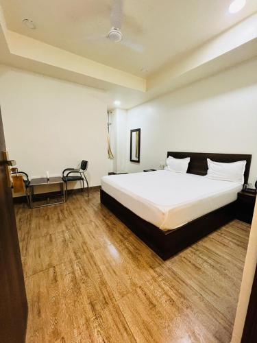 Saawariya Rooms & Food Court in Narnaul Saawariya Rooms & Food Court in Narnaul