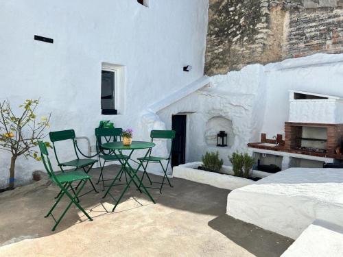 Rustic house with swimming pool in Albinyana Rustic house with swimming pool in Albinyana