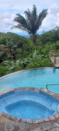 Bassein, Summit View Guest House in Cerro Azul Bassein, Summit View Guest House in Cerro Azul