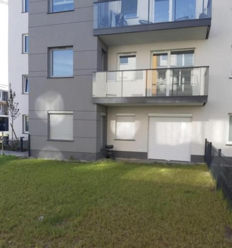 Vista, Mieszkanie 2 pokojowe z ogródkiem , WIFI , Bezpłatny parking nr 126, Szybkie połączenie z lotniskiem (Mieszkanie 46m2 - 2 pokojowe z ogrodkiem , WIFI , Bezplatny parking nr 126, Szybkie polaczenie z lot) in Jasien Vista, Mieszkanie 2 pokojowe z ogródkiem , WIFI , Bezpłatny parking nr 126, Szybkie połączenie z lotniskiem (Mieszkanie 46m2 - 2 pokojowe z ogrodkiem , WIFI , Bezplatny parking nr 126, Szybkie polaczenie z lot) in Jasien