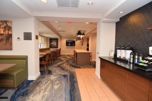 Food and beverages, Fairfield Inn Binghamton in Binghamton (NY) Food and beverages, Fairfield Inn Binghamton in Binghamton (NY)