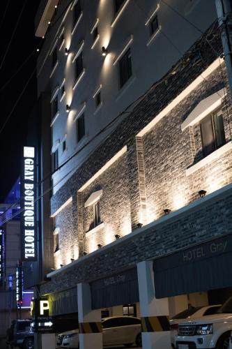 Tongyeong Gray Hotel in Tongyeong-si Tongyeong Gray Hotel in Tongyeong-si