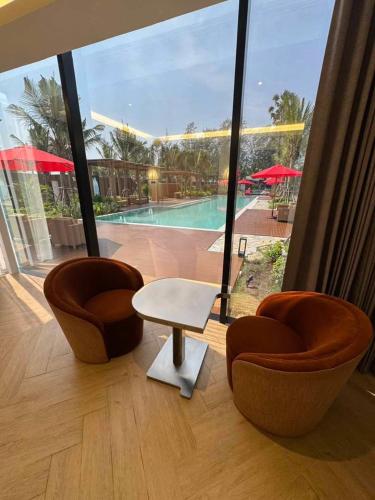 View, Mirror Mirror Hotel Cafe & Restaurant near Wang Kaeo Park View, Mirror Mirror Hotel Cafe & Restaurant near Wang Kaeo Park