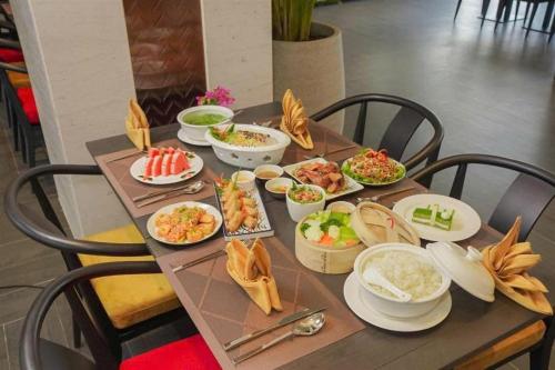 Food and beverages, Wyndham Lynn Times Thanh Thuy hotspring-KS 35 tang- My Home in Phu Tho Food and beverages, Wyndham Lynn Times Thanh Thuy hotspring-KS 35 tang- My Home in Phu Tho