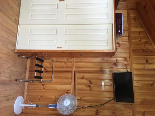 This photo about Windermere Cabins shared on HyHotel.com