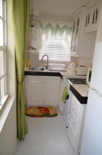 Kitchen, JersonApartments in Oistins Kitchen, JersonApartments in Oistins