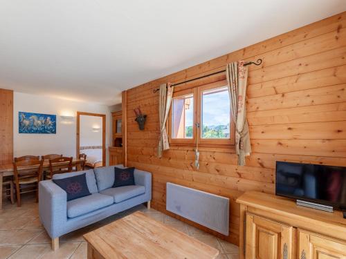 Appartement chaleureux 4 pieces, 6 pers, terrasse sud, Meribel - FR-1-411-975 in Les Allues Appartement chaleureux 4 pieces, 6 pers, terrasse sud, Meribel - FR-1-411-975 in Les Allues