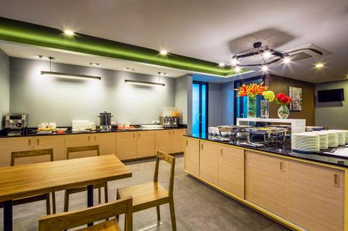 Livotel @ Kaset-Nawamin10