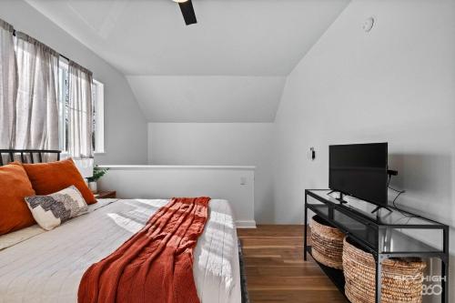 Gregg Townhome-10 Min Walk to Downtown Fayetteville in 費耶特維爾 Gregg Townhome-10 Min Walk to Downtown Fayetteville in 費耶特維爾