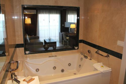 バスルーム, Hotel Playas de Torrevieja in トレビエハ バスルーム, Hotel Playas de Torrevieja in トレビエハ