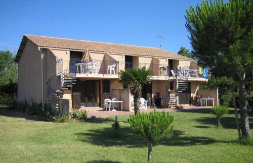 Garden, Les Verdisses Studio Cabine in Agde Garden, Les Verdisses Studio Cabine in Agde