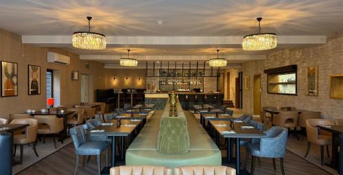 مطعم, جريت هالينجبوري مانور (Great Hallingbury Manor) in Stansted Airport مطعم, جريت هالينجبوري مانور (Great Hallingbury Manor) in Stansted Airport
