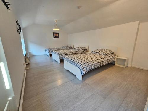 Gepflegte Monteurwohnung in Rommerskirchen in جريفين برويش Gepflegte Monteurwohnung in Rommerskirchen in جريفين برويش
