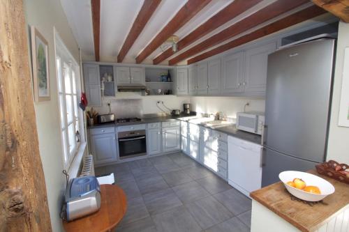 Kitchen, Gite rural de Criquemanville in Sassetot-le-Mauconduit Kitchen, Gite rural de Criquemanville in Sassetot-le-Mauconduit