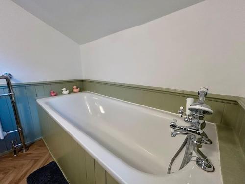 Fürdőszoba, Charming Newly Refurbished Harrogate Apartment in High Harrogate Fürdőszoba, Charming Newly Refurbished Harrogate Apartment in High Harrogate