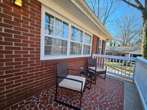 Balcony/terrace, The Rhitreat Self Ck-In Near Dwntwn & Airport in Pittsburgh Balcony/terrace, The Rhitreat Self Ck-In Near Dwntwn & Airport in Pittsburgh