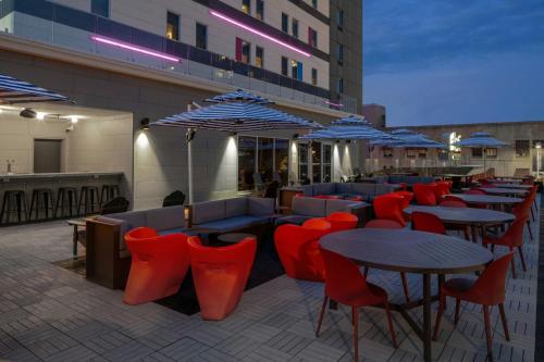 Pub/Lounge, Aloft Memphis Downtown near Tennessee Welcome Center Pub/Lounge, Aloft Memphis Downtown near Tennessee Welcome Center