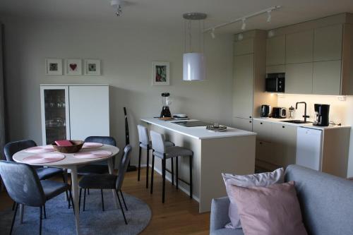 ห้องครัว, Air conditioned condo downtown with lake view in แฮมีนลินนา ห้องครัว, Air conditioned condo downtown with lake view in แฮมีนลินนา