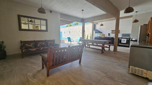 厨房, Piscina Aquecida, 4 Suítes e Área Gourmet, Casa Nova (Piscina Aquecida, 4 Suites e Area Gourmet, Casa Nova) in 博皮兰加 厨房, Piscina Aquecida, 4 Suítes e Área Gourmet, Casa Nova (Piscina Aquecida, 4 Suites e Area Gourmet, Casa Nova) in 博皮兰加