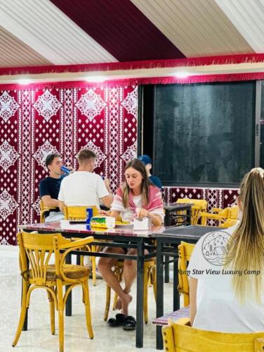 RUM STAR VIEW BUBBLES lUXURY CAMP in Wadi Rum RUM STAR VIEW BUBBLES lUXURY CAMP in Wadi Rum